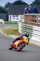 Vintage-motorcycle-club;eventdigitalimages;mallory-park;mallory-park-trackday-photographs;no-limits-trackdays;peter-wileman-photography;trackday-digital-images;trackday-photos;vmcc-festival-1000-bikes-photographs